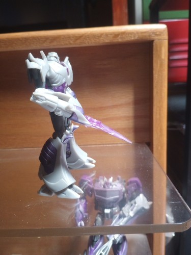 Transformers Megatron Complete Prime Cyberverse - Picture 3 of 4