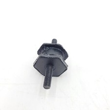 LR Defender Discovery EGR Valve Rubber Mounting  ERR2337
