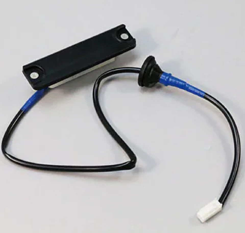 Toyota Genuine LS460 LS600h RX350 GS350 Rear Hatch Liftgate Switch 84840 - 21010 - Изображение 2 из 3