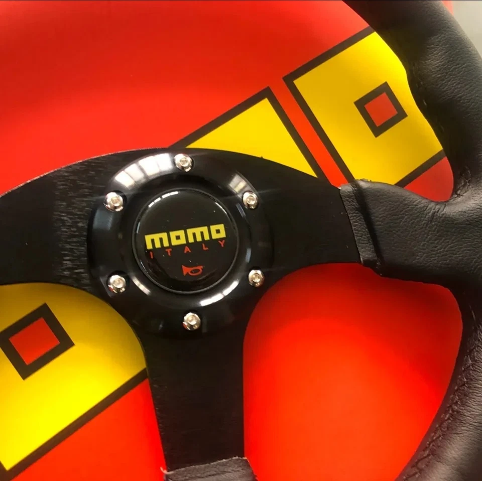 VOLANTE MOMO CORSE TUNING SPORTIVO UNIVERSALE DRIFTING RALLY 5 COLORAZIONI 350mm - Bild 2 von 4