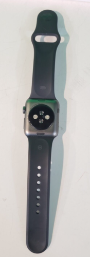 Apple Watch Series 3 38mm Space Gray Aluminum Case with Black Sport Band, used - Photo 5 sur 8