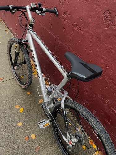 Trek Fuel - Rocker Ti - Full Sus Mountain Bike - XTR Fox Bontrager Race - Picture 11 of 14
