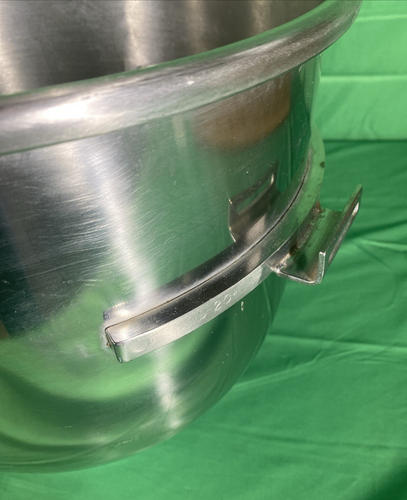 Hobart D20 20 qt commercial stainless steel mixing bowl - Picture 9 of 12