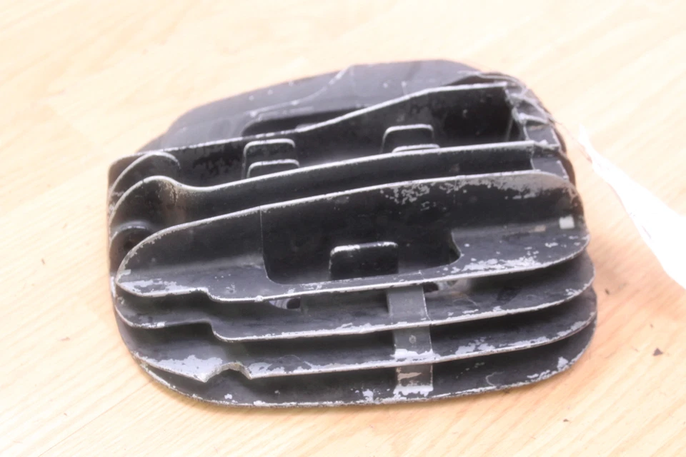 1981 YAMAHA YZ465 Cylinder Head - Image 2 of 4