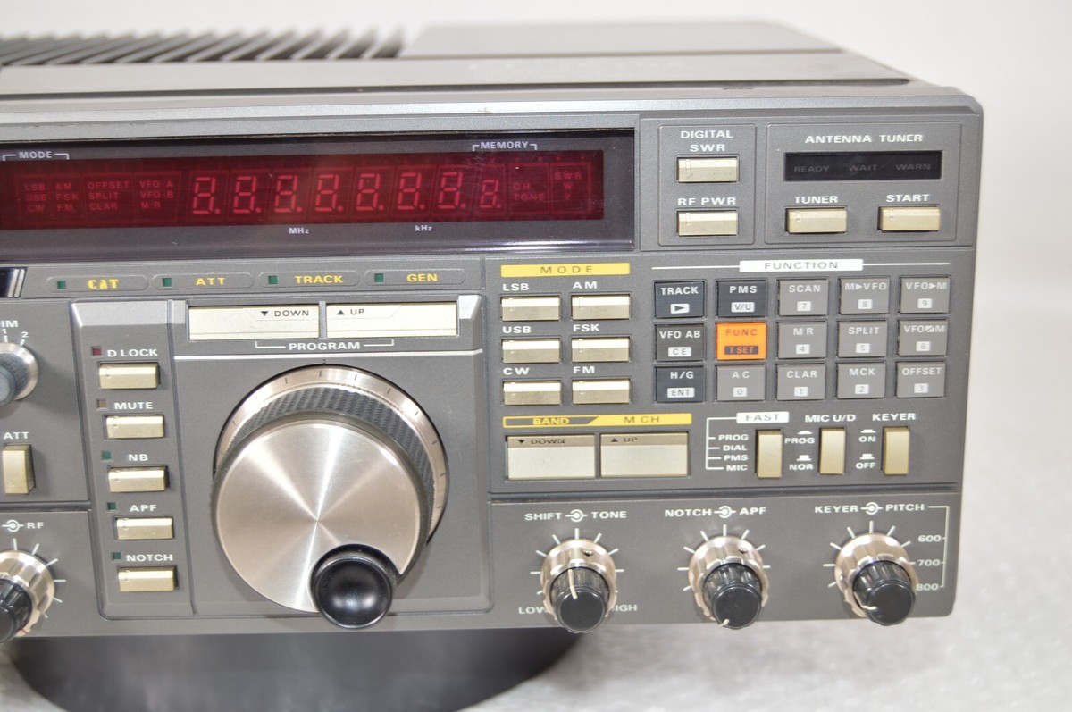 YAESU FT-767GX 中古⁄現状品⁄通電化 動作未確認ジャンク YAESU FT YAESU