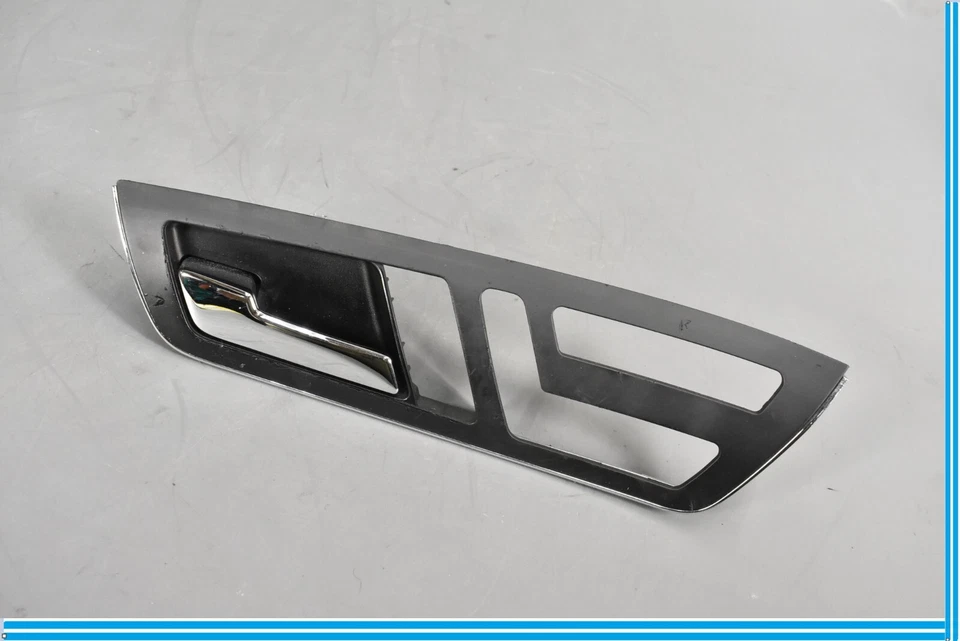 Черная передняя левая внутренняя дверная ручка для Mercedes W221 S550 S400 10–13 годов выпуска от оригинального производителя - Изображение 3 из 4