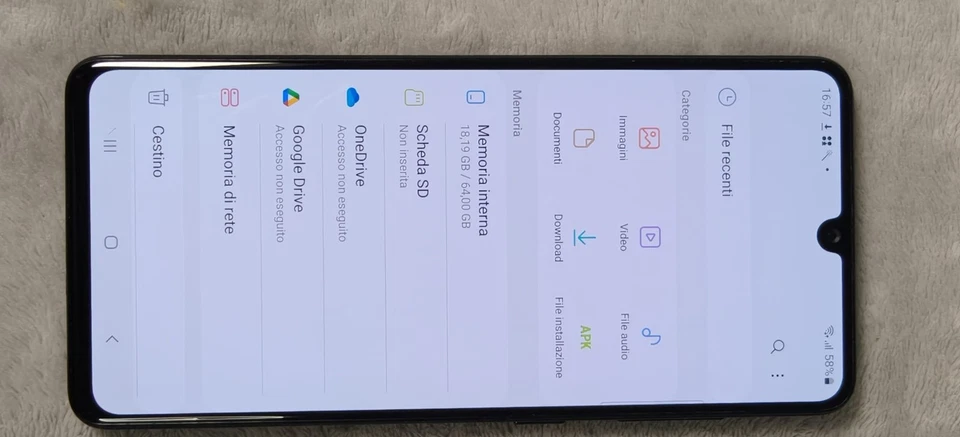 SAMSUNG Galaxy A41 64GB Nero Perfetto . telefono pari al nuovo USB-C - Immagine 2 di 4