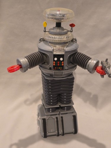 Vtg TrendMasters 10.5" 1997 Newline Productions Lost In Space B9 Robot w/Gun