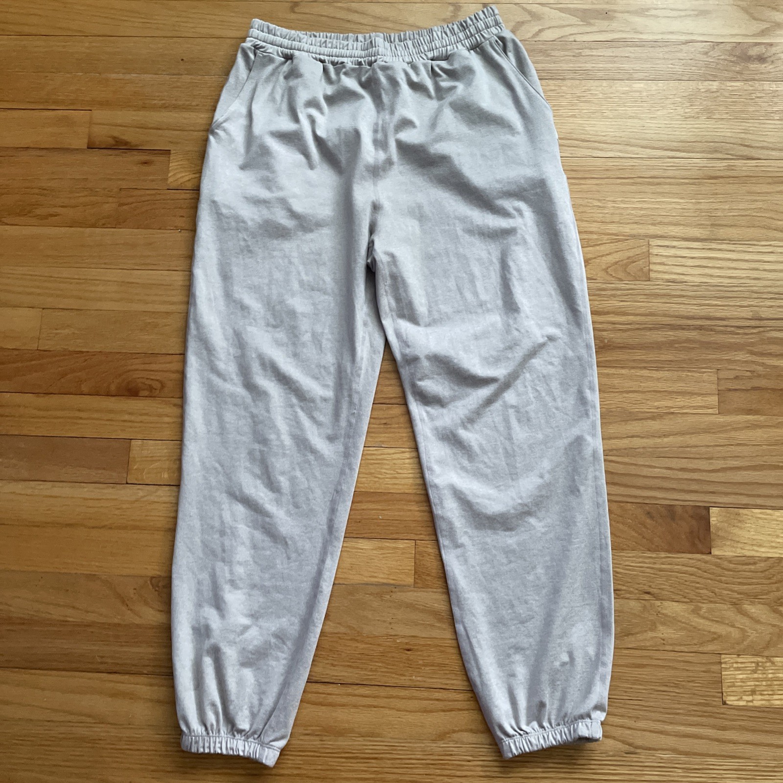 Vuori Womens Medium Beige Tan Boyfriend Joggers Lounge Sweatpants Gym Pants-image