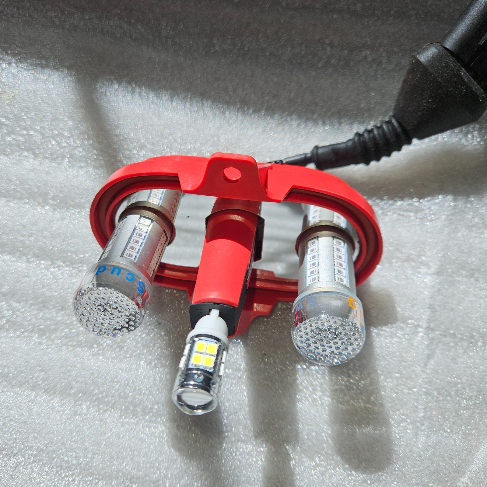 Ferrari F430 Scud Ing Swiss led tail light modules + turn signal relay