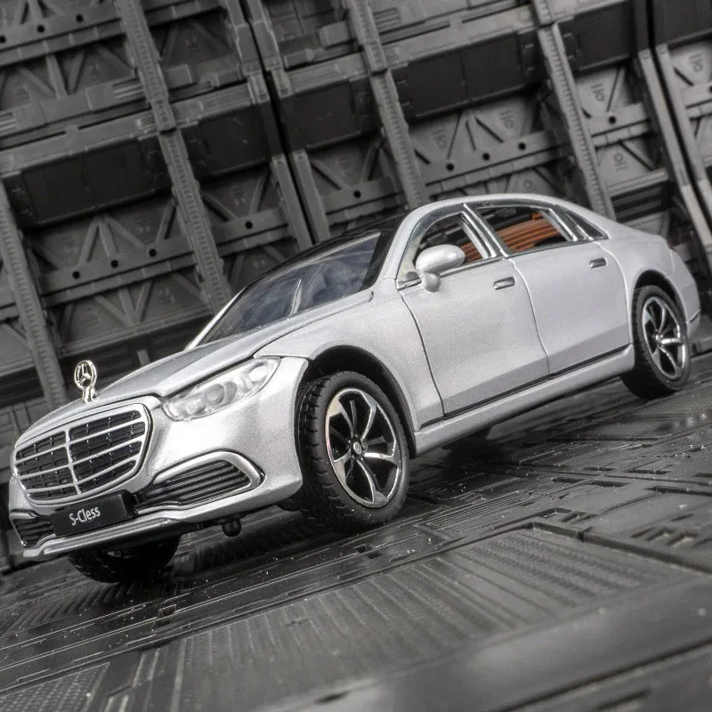 1:24 Mercedes-Benz S-Class S400 Diecast Model Car Toy Collectible Sound&Light - Image 3 of 4