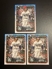 2024 Topps Holiday MOOKIE BETTS Hat SP Variation #H135 Dodgers + (2) Base