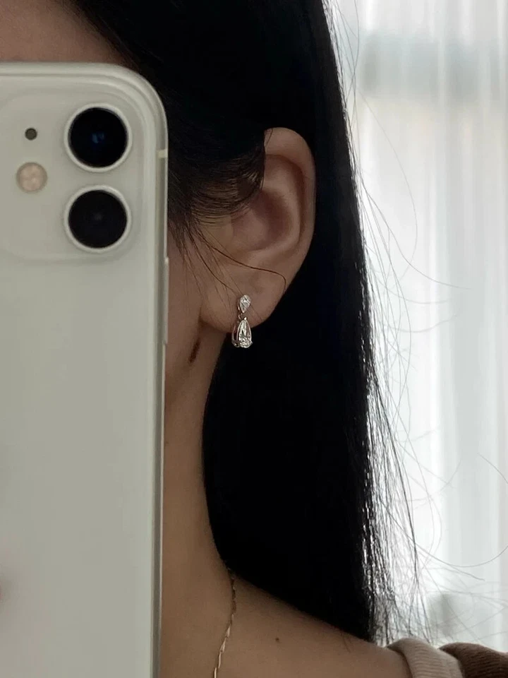 Pendientes colgantes de diamantes cultivados en laboratorio de peras 4TCW para regalo de Año Nuevo oro blanco de 14 k Foto 2 de 4