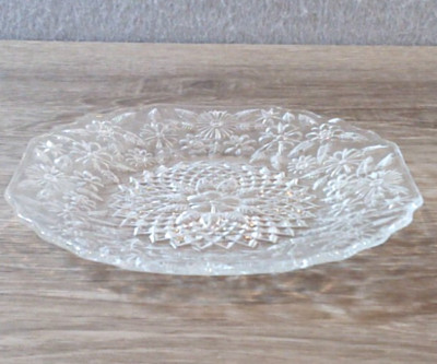 Vtg Indiana Glass Bread Plate 6'' Pineapple Floral Clear Pressed Glass Salad Dish