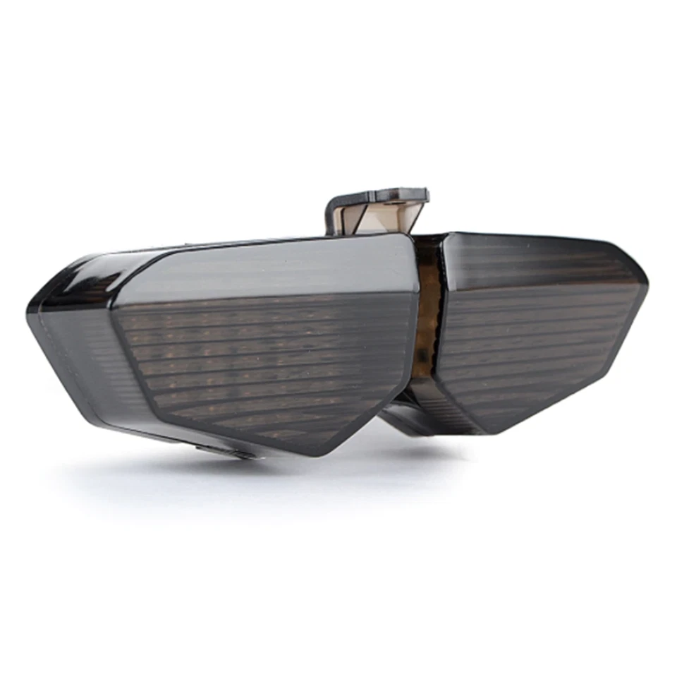 Nueva luz trasera LED de freno trasero para moto Yamaha YZF R6 03-05 YZF R6S 06-08 Foto 2 de 4