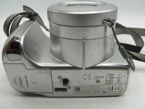 Kodak EasyShare Z612 6.1MP Digital Camera - Silver - Works Great - Picture 7 of 9