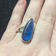 Silver Tone Blue Resin Elongated Teardrop Statement Ring - size 7