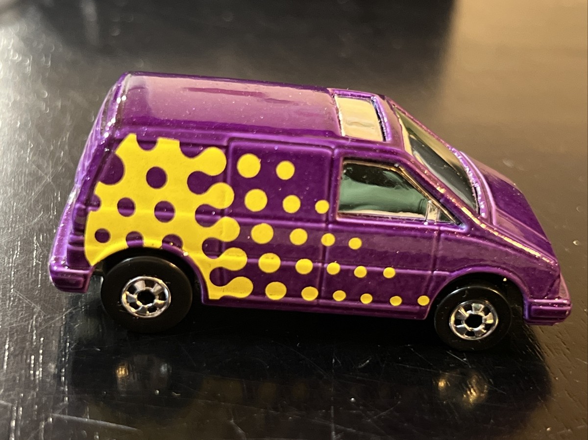 1985 Hot Wheels Purple Ford Aerostar Van 1/64 Malaysia (Mint