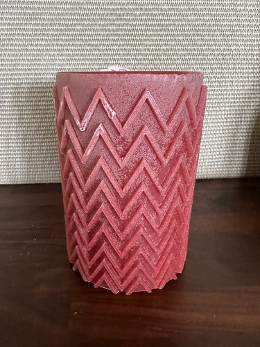 Missoni Home 7 1/2” Chevron Red Candle Retails $319 Small Flaws - No Box - 第 1/9 張圖片