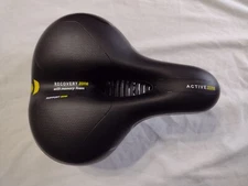 Active Zone Support Zone Ventilation Cutout Memory Foam Bike Bicycle Seat NEW