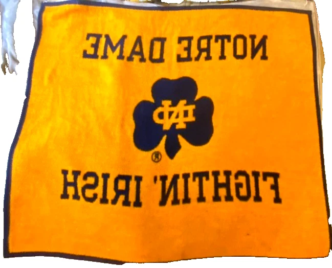 🏈 Vintage Notre Dame “Fighting Irish” Double-Sided Stadium Blanket – Blue/Gold - Image 2 of 4