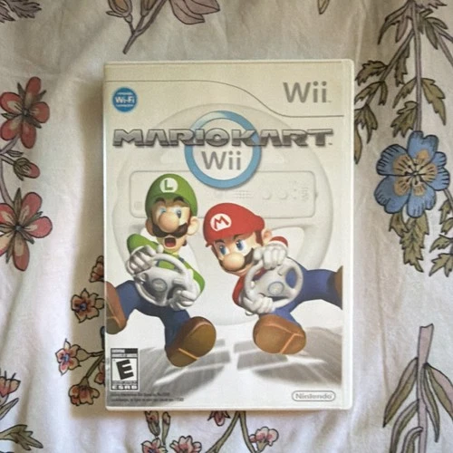 Nintendo Mario Kart Wii Complete, Manual, Multiplayer, Online Playability (2008)