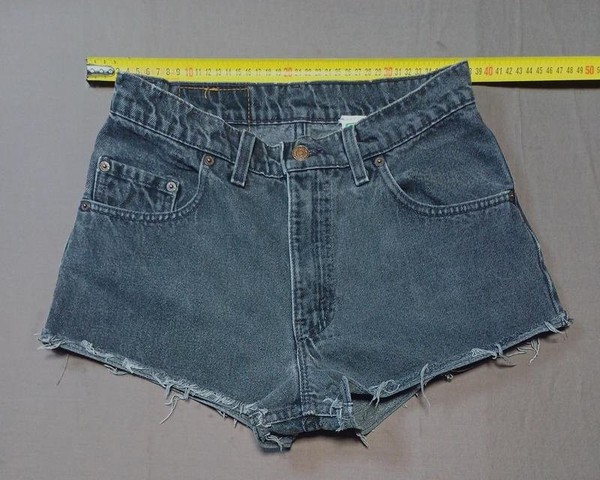 Women Levi's Shorts Grey Denim 34
