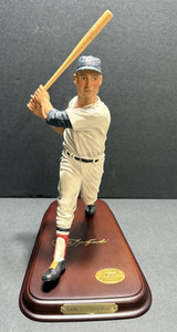 Carl Yastrzemski Boston Red Sox Danbury Mint All Star Figurine w Wood Base NIB