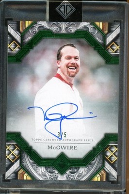 2025 Topps Transcendent Mark McGwire Auto /5 Emerald St Louis Cardinals #TAC-MMC