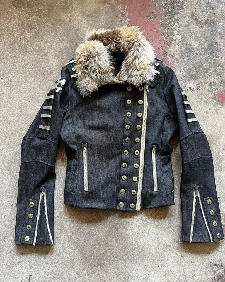 Chaqueta vaquera calavera con cuello de piel sintética - Abrigo vaquero negro estilo motociclista gótico Foto 4 de 4