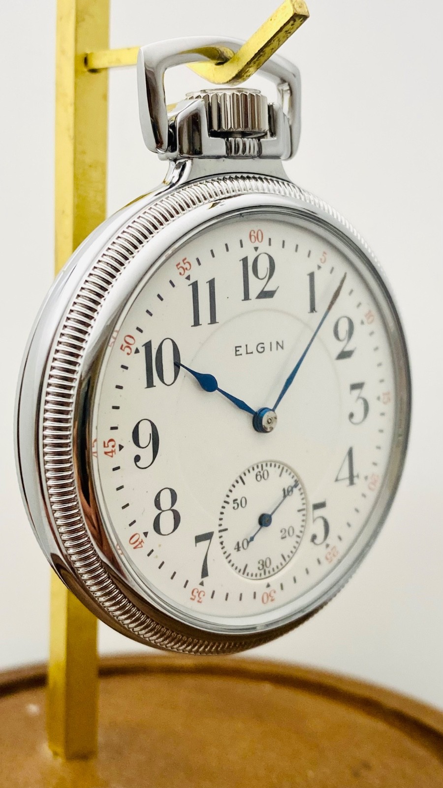 1917 Elgin 16S 17J  3-Fingers Grade 382 Display Clear Back Pocket Watch Runs