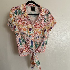 NWOT XS Disney Her Universe Tangled Paint Scene Tie Front Button Shirt Women’s 