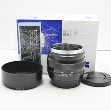 near mint Carl Zeiss Planar T 1.4/50 ZE Canon EF
