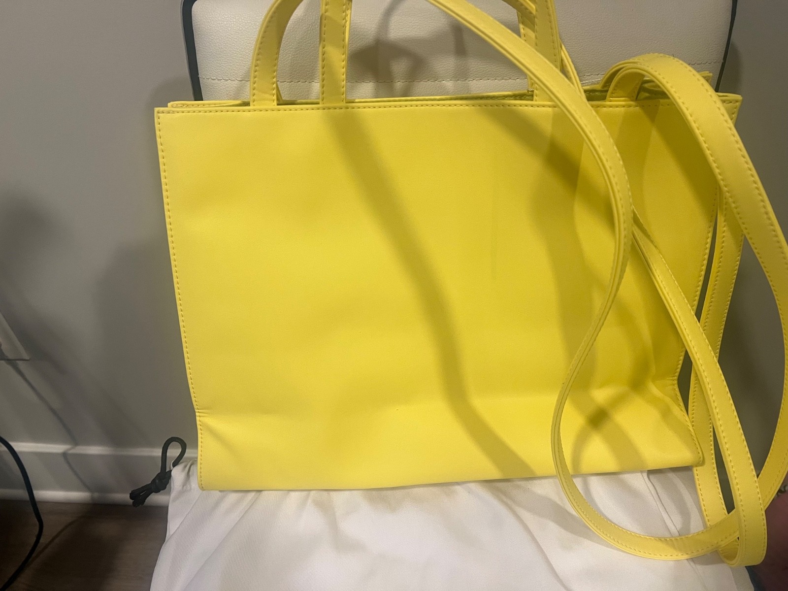 Telfar Highlighter Yellow Medium — image 3