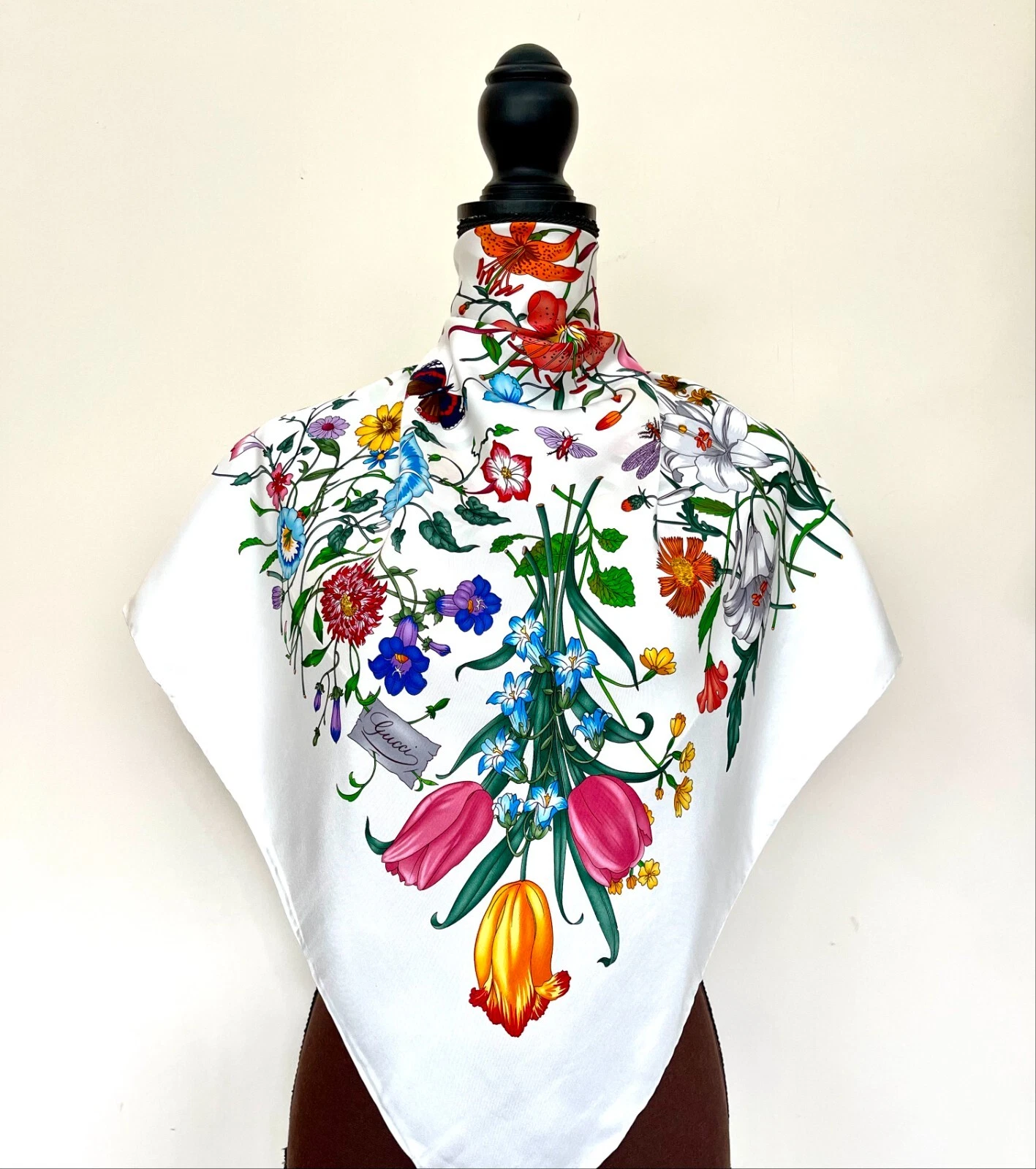 Nouveau Gucci écharpe unisexe imprimé flore logo blanc multicolore soie wrap