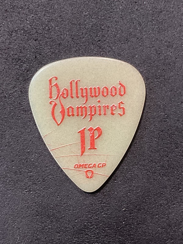 Joe Perry Hollywood Vampires Glow Spider Web Guitar Pick (O)