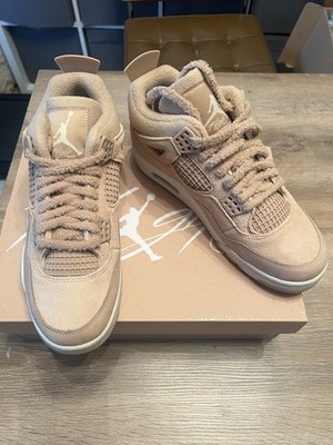 Air Jordan 4 Retro Cozy Girl in einem Rosa / Beige, Größe 42