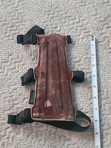 Tarantula 3 Strap Armguard Archery Bow Hunting Arm Guard