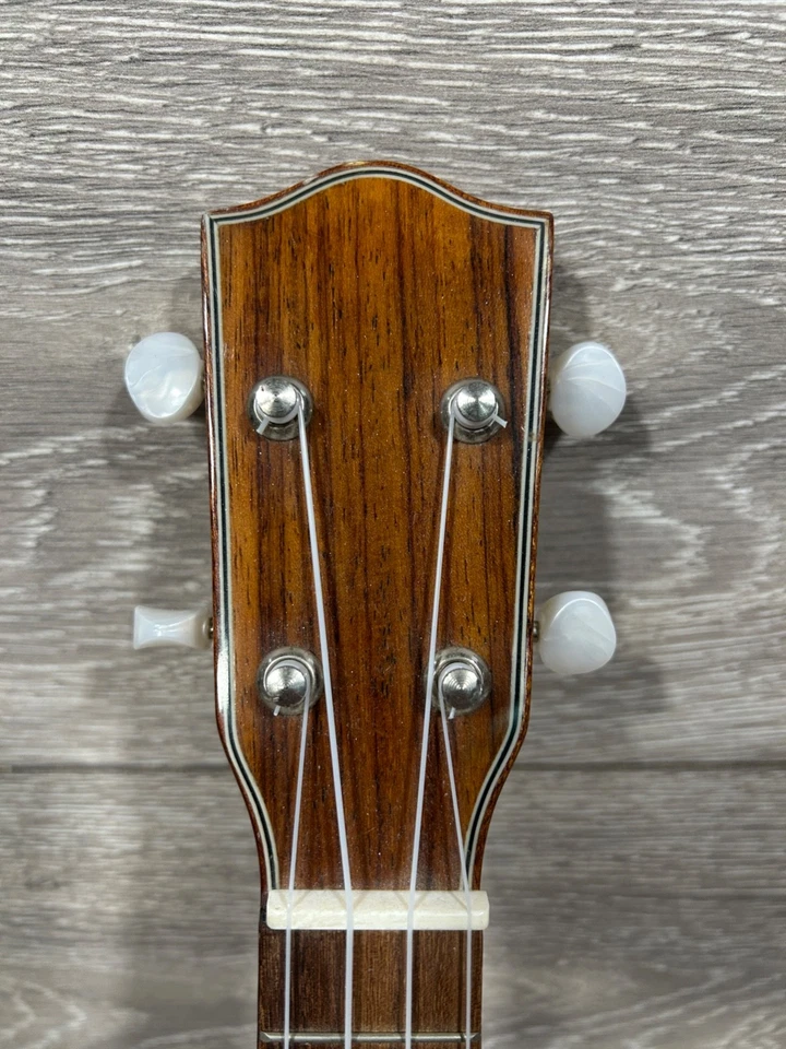 Fisher Soprano Ukulele Electro JU-55W SUPERB CONDITION & FREE DELIVERY - Image 3 of 4