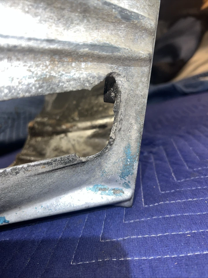 *LEER ROTO* 1968-74 AMC T-10 T10 4 VELOCIDADES CAMPANA AMX JAVELIN V8 3179072 Foto 2 de 4