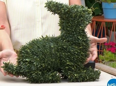 Improvements 15'' LED Boxwood Bunny, Outdoor Topiary, 30 LED Lights, Solar,852468