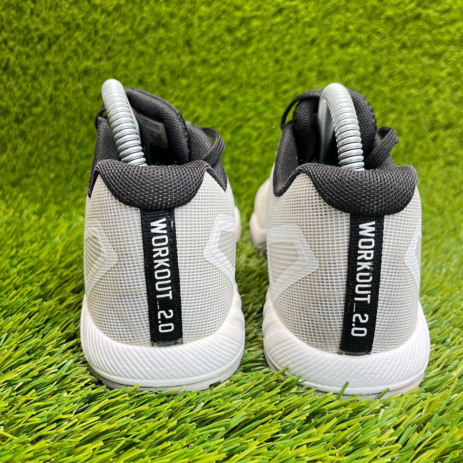 Reebok ROS Workout TR 2.0 Womens Size 7.5 Gray White Walking Shoes Sneakers thumbnail 6