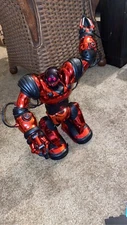 WowWee Robosapien Robot with remote Metallic Red fully working order