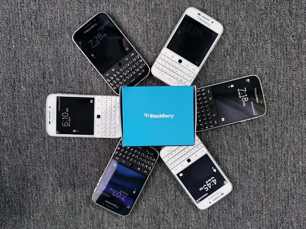 BlackBerry Classic Q20 Black white Unlocked 16GB 4G Smartphone | eBay
