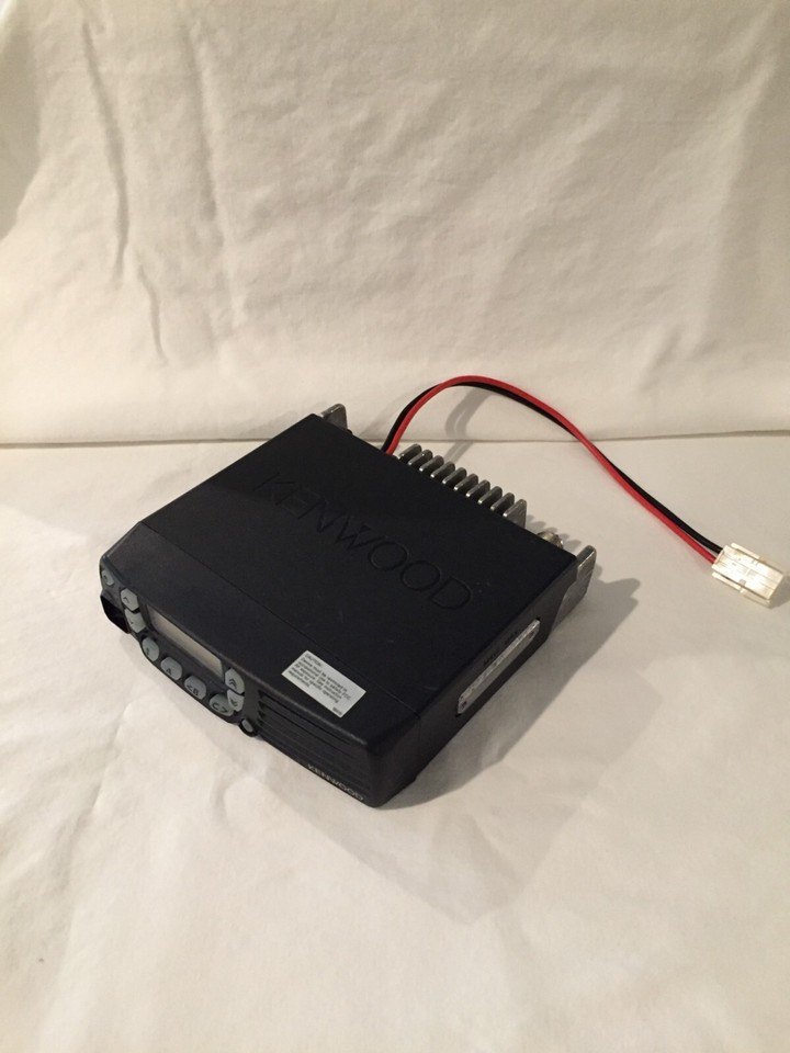 Kenwood TK-3000 UHF 440-480 Mhz Radio de dos vías programabl