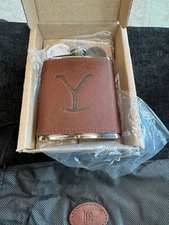 Tom Beckbe Tan Leather Stainless Steel Yellowstone 6OZ Flask New in Box Filson