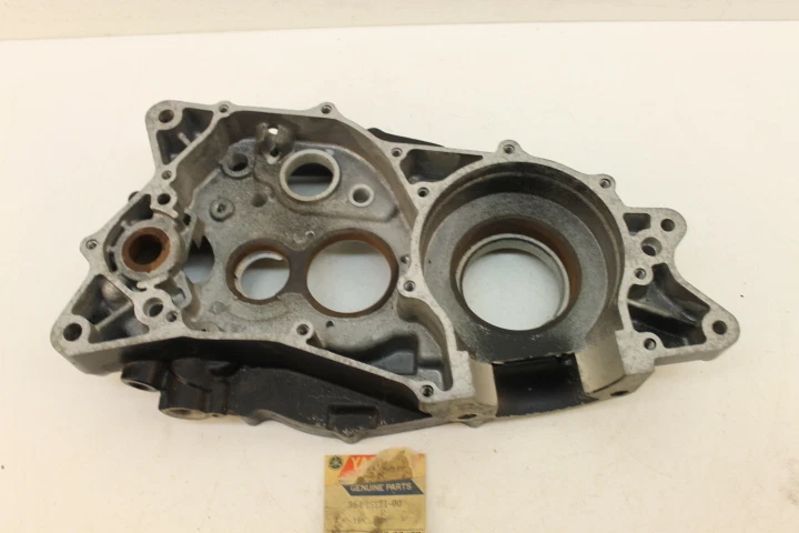 NOS Yamaha Crankcase 1973-1974 MX250 MX 250 364-15121-00-00 - Image 2 of 4