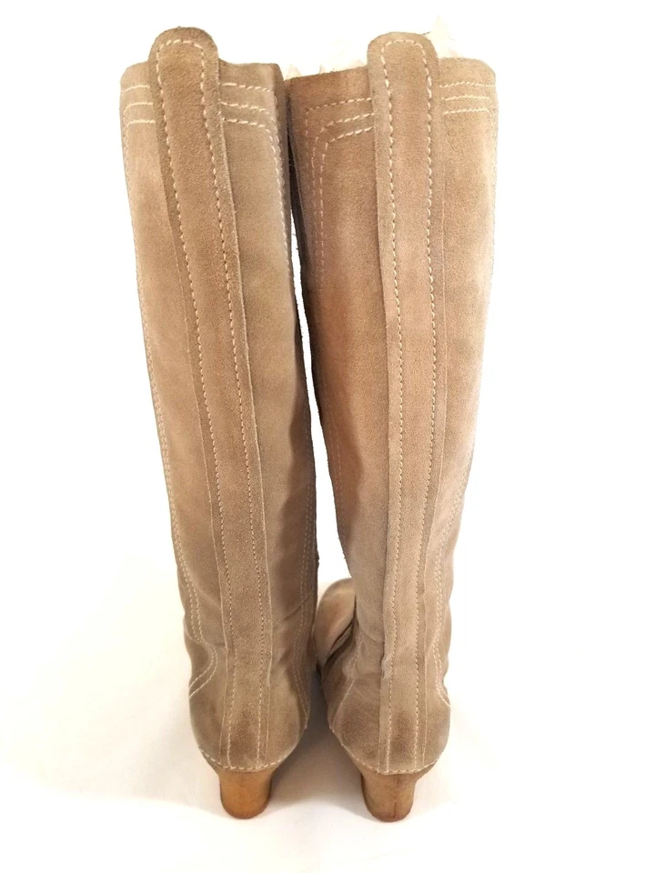 Botas altas de gamuza caqui con suela de goma moldeada con eje de 14" para mujer Tsubo talla 7 Z965 Foto 4 de 4