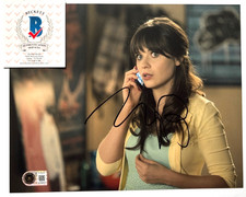 ZOOEY DESCHANEL SIGNED NEW GIRL 8X10 PHOTO JESSICA DAY TV ACTRESS BAS