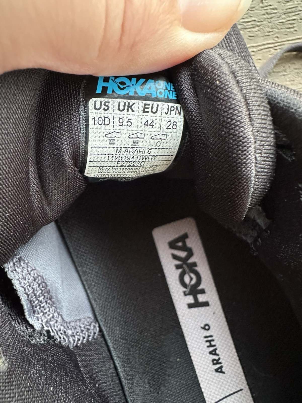 Hoka One One Arahi 6 Men's Size 10 D Black White Running Shoes 1123194-BWHT thumbnail 9